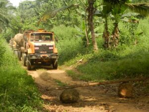 Lire la suite à propos de l’article La Société des Bois Africains du Cameroun épinglée pour exploitation hors limite de son UFA 10050